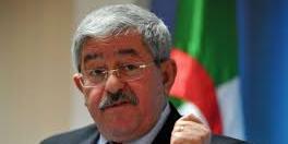 Alger;Ouyahia remet les pendules à l'heure Il abroge deux decrets promulgues par son predecesseur