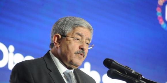 Algeria establishes an approach to overcome financial crisis