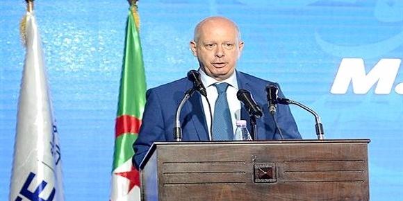 الجزائر : مشروع قانون المالية 2018 , وزير المالية يستعرض بوادر تعافي بعض معطيات الاقتصاد الوطني