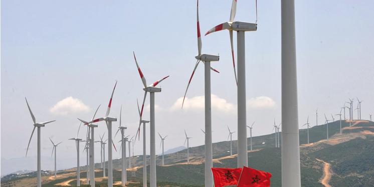Maroc : Eolien , Les premières turbines du Parc Khalladi en marche