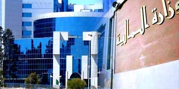 Algérie-Djerad: un PLFC 2020 pour annuler "des dispositions fiscales injustes"
