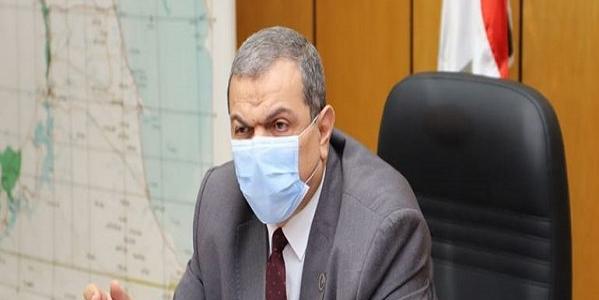 مصر :صرف 348 مليون جنيه لـ 300 ألف عامل بالسياحة والنسيج وقطاعات أخري