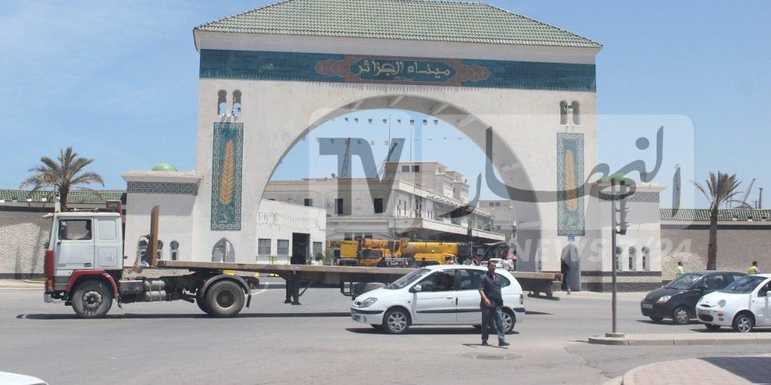 الجزائر :تحفيزات جديدة للمصدرين.. 50 بالمئة من تكاليف النقل البري على عاتق الدولة