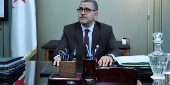 الجزائر:جراد يشدد على التوجه نحو التسيير الاقتصادي لتحقيق الإنعاش