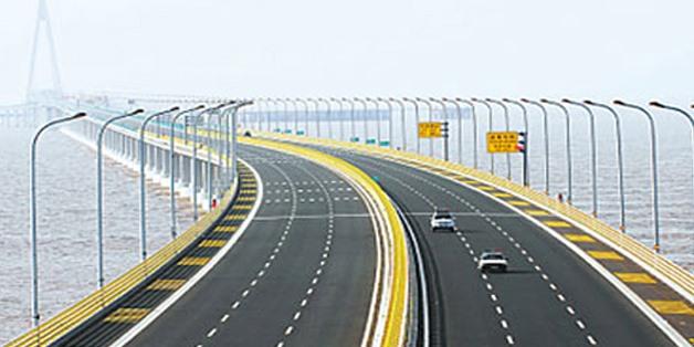 Egypt's General Authority for Roads and bridges completes 85% of national road plan, at LE 175B