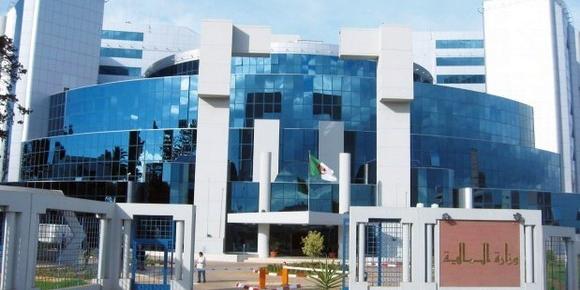 Algérie:Assemblées FMI/BM, Benabderrahmane prend part à une réunion des gouverneurs arabes