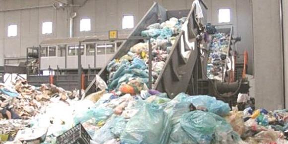 Algérie:Le recyclage des déchets plastiques permettra de créer plus de 7200 emplois