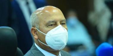 مصر : وزير النقل يكشف تفاصيل إنشاء القطار الكهربائى السريع