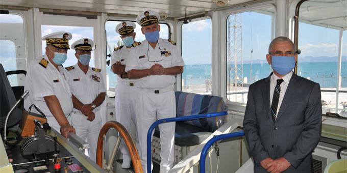 Tunisie:Le ministre de la Défense appelle au développement de l’industrie navale