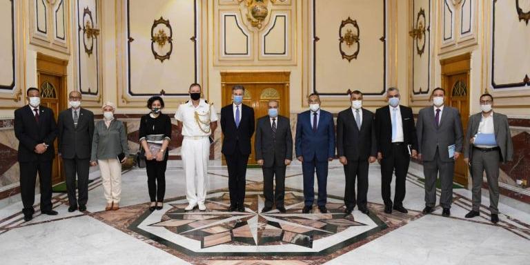 Egypt : UK aims to boost industrial partnership with Egypt British Ambassador