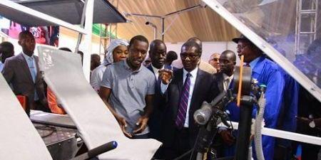Sénégal:Un Sénégalais conçoit un véhicule solaire capable de fournir de l’électricité