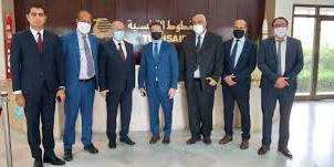 تونس : وزير النقل في زيارة ميدانية إلى محطة الشحن بمطار تونس قرطاج