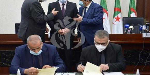 الجزائر:وزارة التعليم العالي تبرم اتفاقية مع قطاعي المناجم و الصيد البحري