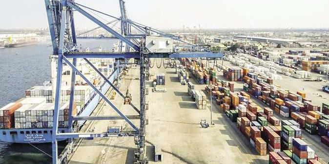مصر : 23% زيادة في الصادرات وارتفاع الواردات بنسبة 11% خلال 6 أشهر
