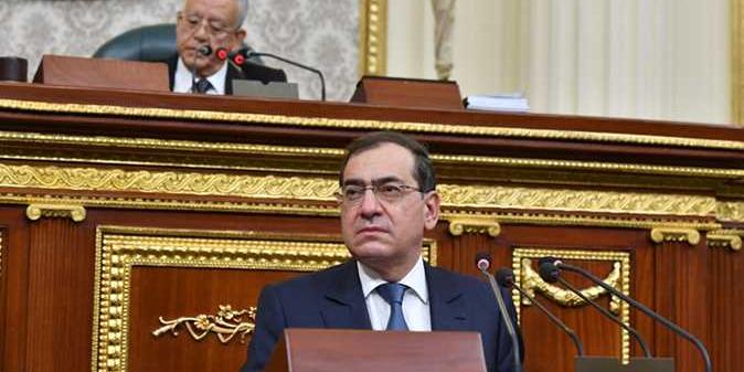 مصر  : وزير البترول يشهد توقيع عقد تأسيس شركة الميثانول والبتروكيماويات