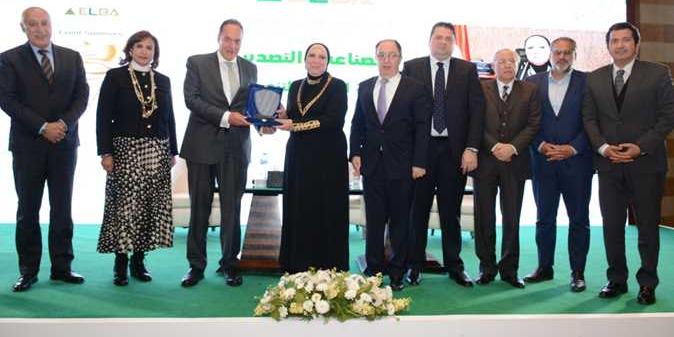 مصر : رصد مشكلات الصناعة والتصدير والتواصل المباشر مع مجتمع الأعمال لطرح الحلول