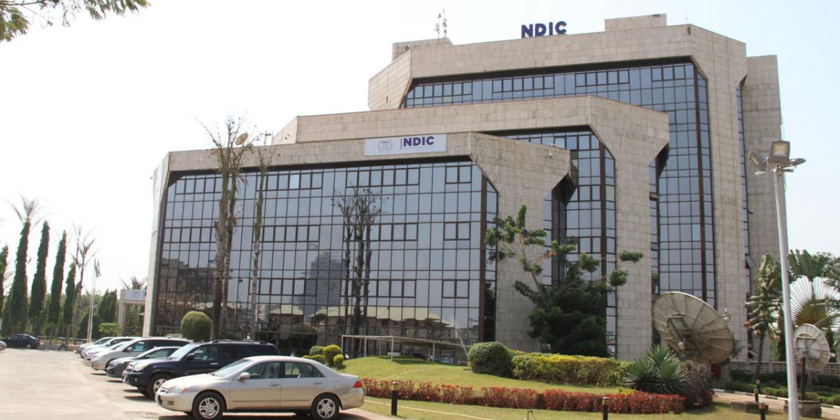 Nigeria : Keep your money in licensed banks, NDIC charges Nigerians