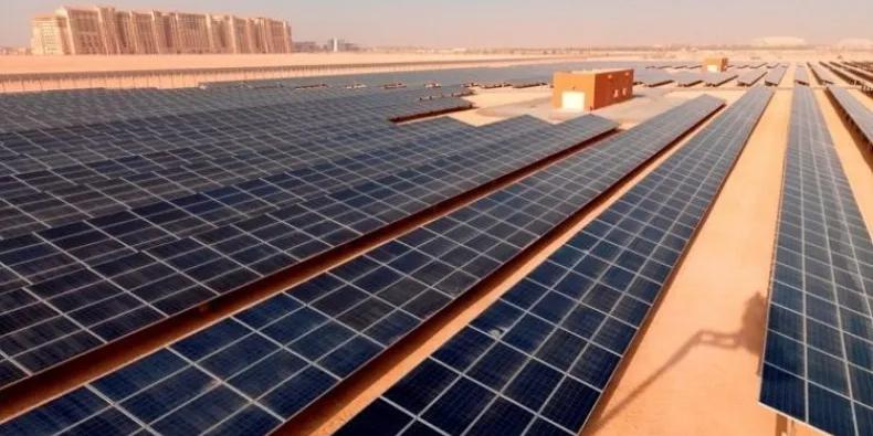 الجزائر : المشروع الضخم للطاقة الشمسية.. 110 مؤسسة جزائرية ودولية تدخل السباق