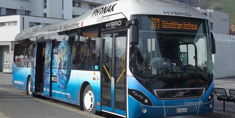 Algérie:  Automobile : le secteur des transports a besoin de 10.000 nouveaux bus par an