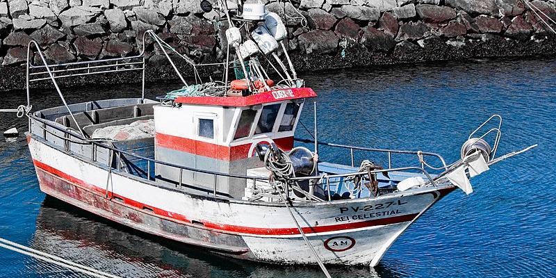 Algérie:Inauguration de 2 bateaux de pêche 100 % made in Algérie de 35 mètres de long
