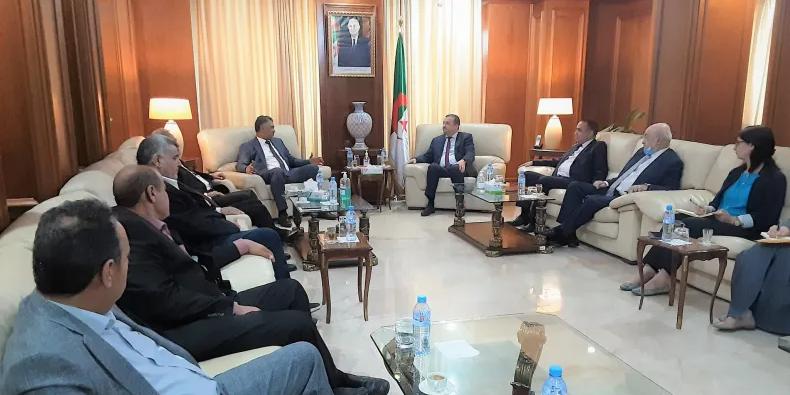 الجزائر : سونلغاز ترافق “جيكول” الليبية للكهرباء في الإنتاج وصيانة شبكاتها