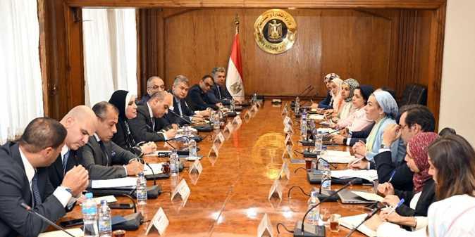 Cop 27 الصناعة تستعرض مع وزيرة البيئة أخر مستجدات التحضير لاستضافة مصر لقمة المناخ