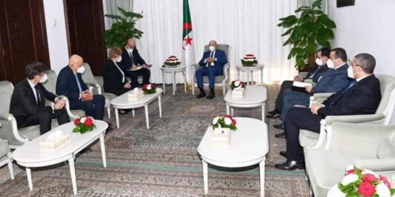 الجزائر : الرئيس تبون يستقبل مدراء شركات “أوكسيدنتال” و”ايني” و”توتال