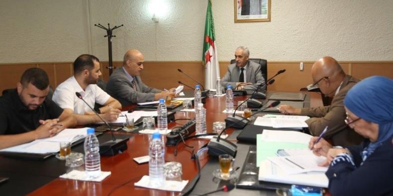 الجزائر : تطوير النقل بالسكك الحديدية.. الوزير يمنح مهلة شهر لمسؤولي الشركة