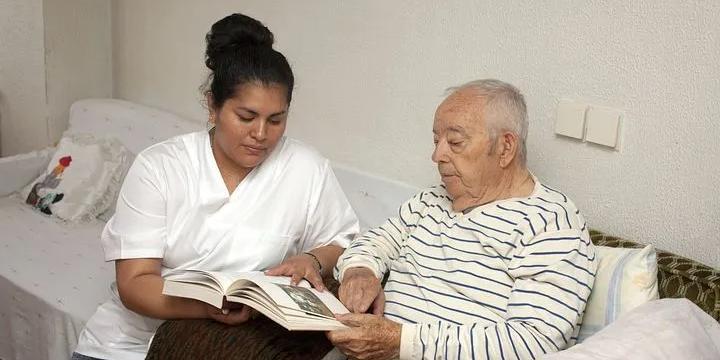 TUNISIE-Personnes âgées | Augmentation du nombre des équipes mobiles pour un service à domicile