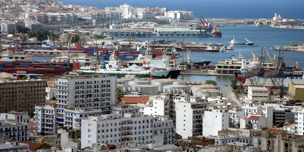 الجزائر:الجزائر العاصمة: رفع التجميد عن البناء في الأراضي الواقعة بأعالي المناطق التي تعرضت للفيضانات