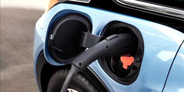 Egypt : Egypt approves new customs tax breaks for used electric cars