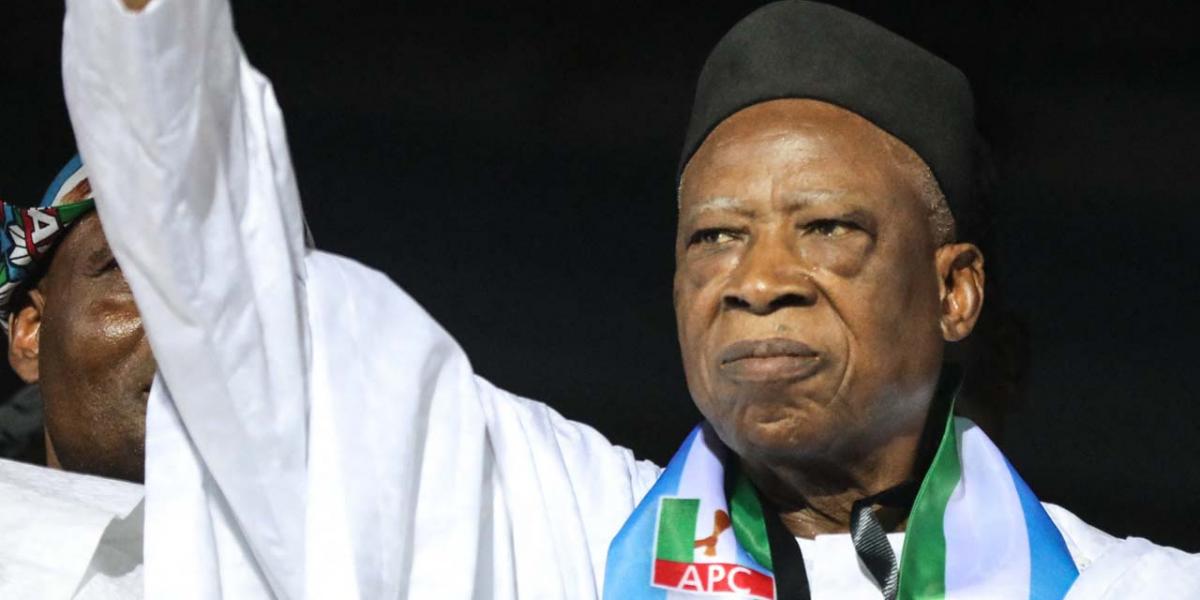 Nigeria : Buni presents new APC Chairman to Buhari